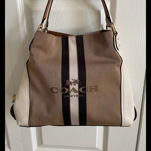 HORSE AND CARRIAGE JACQUARD EDIE 31 SHOULDER BAG